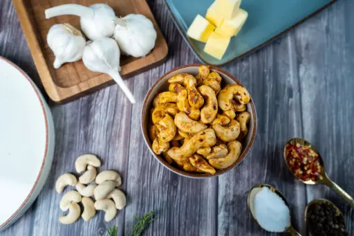[DF-GA-BU-CHW-225] Garlic Butter Cashews